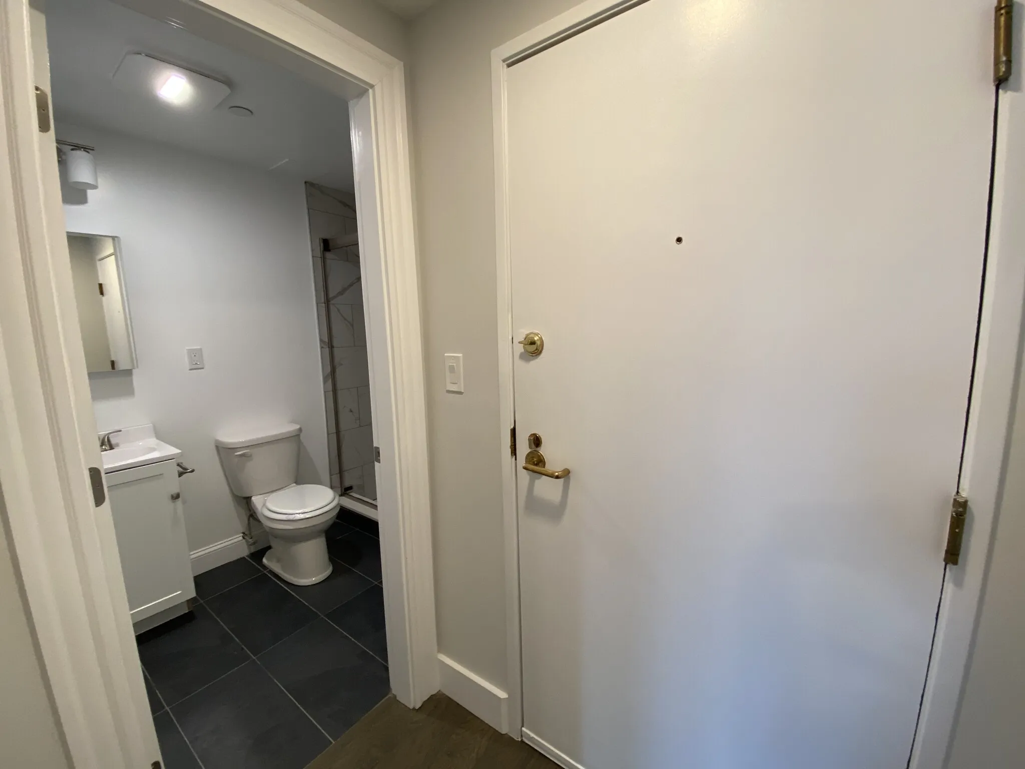 Studio bed, 1 bath apartment for rent at 98 Queensberry St Unit B, Fenway — photo 8 of 12