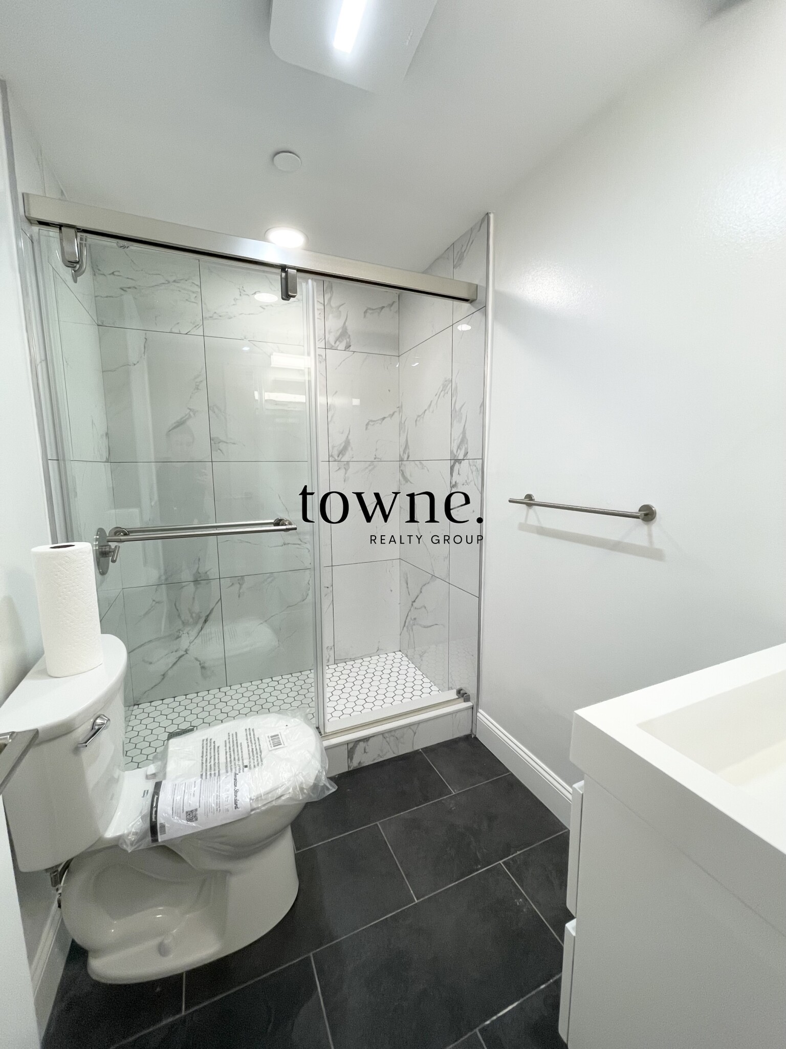 1 bed, 1 bath apartment for rent at 98 Queensberry St Unit C, Fenway — photo 12 of 12