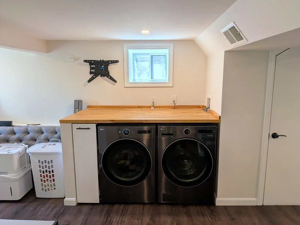 3 bed, 2 bath apartment for rent at 98 Rock Glen Rd, Medford — photo 27 of 30