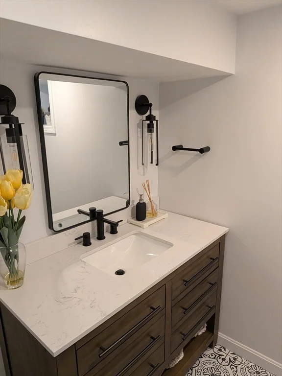 3 bed, 2 bath apartment for rent at 98 Rock Glen Rd, Medford — photo 28 of 30