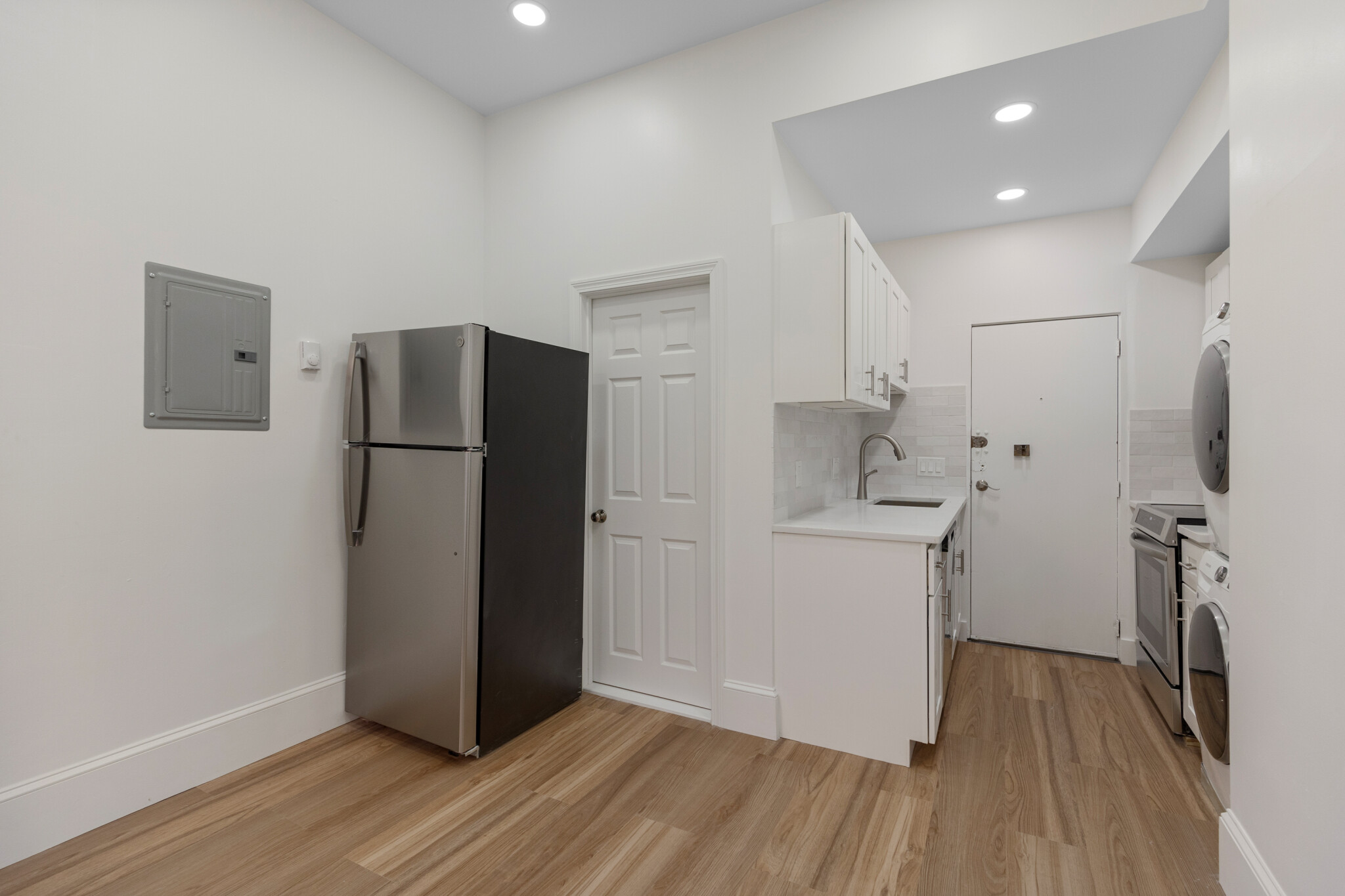 1 bed, 1 bath apartment for rent at 98 Saint Botolph St Unit 6, Back Bay — photo 3 of 9