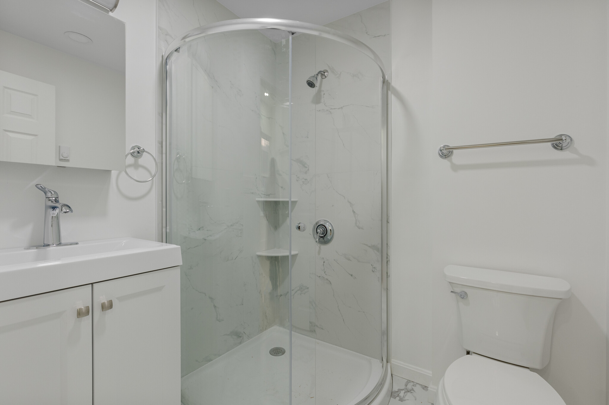 1 bed, 1 bath apartment for rent at 98 Saint Botolph St Unit 6, Back Bay — photo 4 of 9