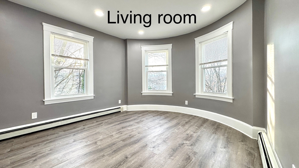 3 bed, 1 bath apartment for rent at 98 Saint Rose Unit 1, Boston — photo 4 of 14