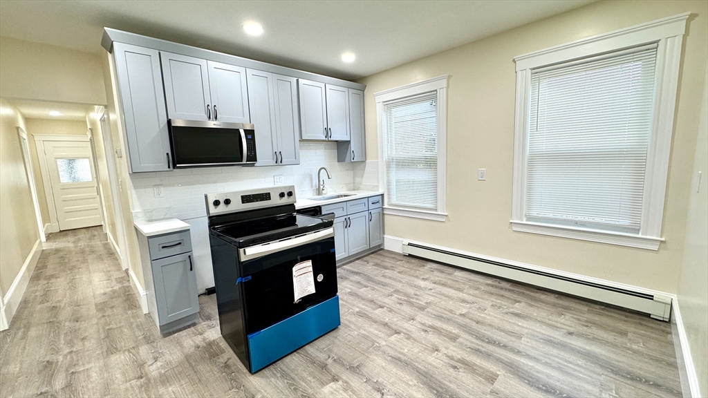 3 bed, 1 bath apartment for rent at 98 Saint Rose Unit 1, Boston — photo 2 of 14