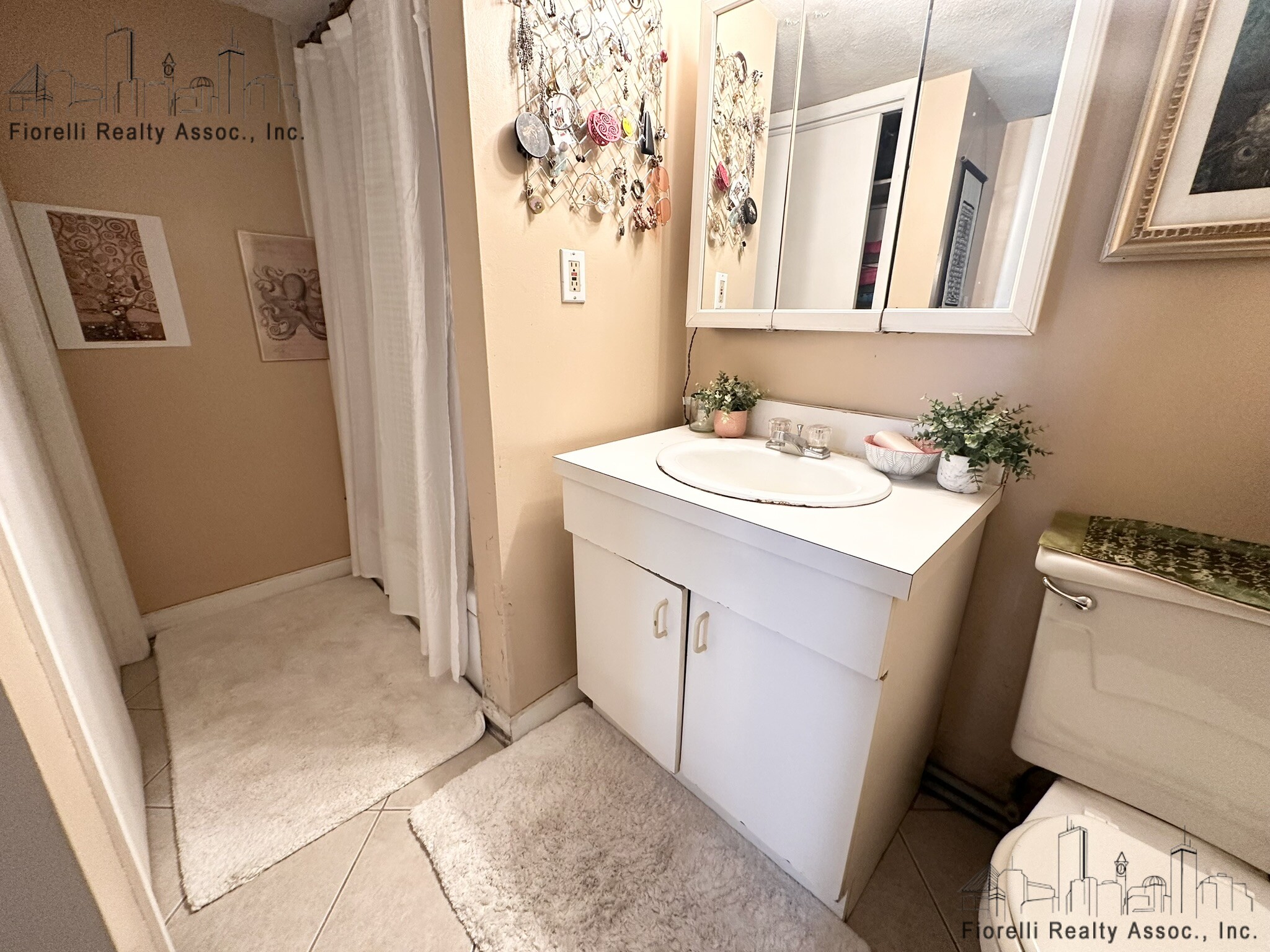 2 bed, 1 bath apartment for rent at 98 Salem St Unit 1, North End — photo 9 of 12