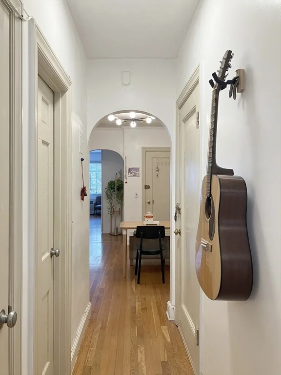 1 bed, 1 bath apartment for rent at 98 Sewall Ave Unit 6, Brookline — photo 3 of 30