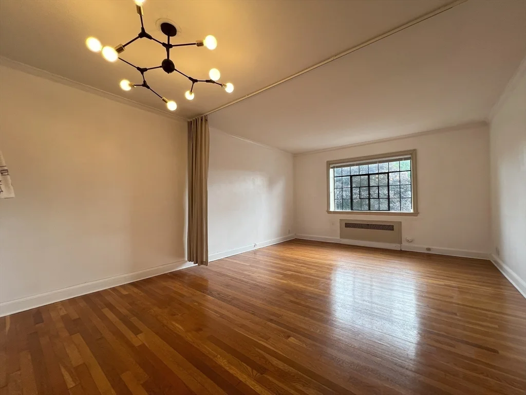 1 bed, 1 bath apartment for rent at 98 Sewall Ave Unit 6, Brookline — photo 6 of 30