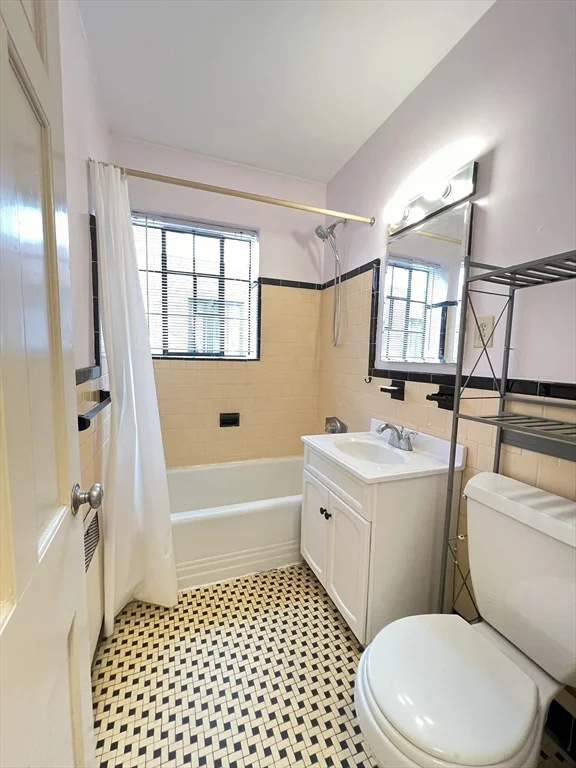 1 bed, 1 bath apartment for rent at 98 Sewall Ave Unit 6, Brookline — photo 20 of 30