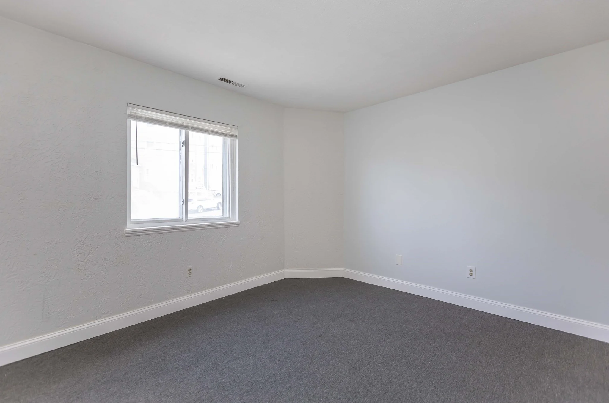 2 bed, 1 bath apartment for rent at 98 State Rd Unit 4, Revere — photo 4 of 26