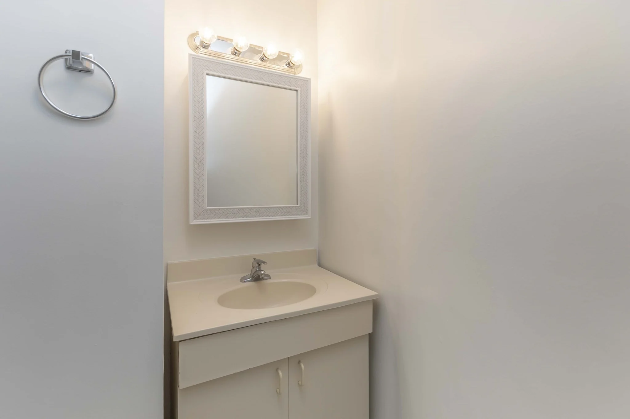 2 bed, 1 bath apartment for rent at 98 State Rd Unit 6, Revere — photo 26 of 39