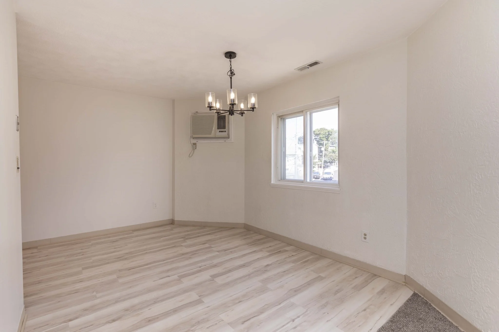2 bed, 1 bath apartment for rent at 98 State Rd Unit 6, Revere — photo 11 of 39