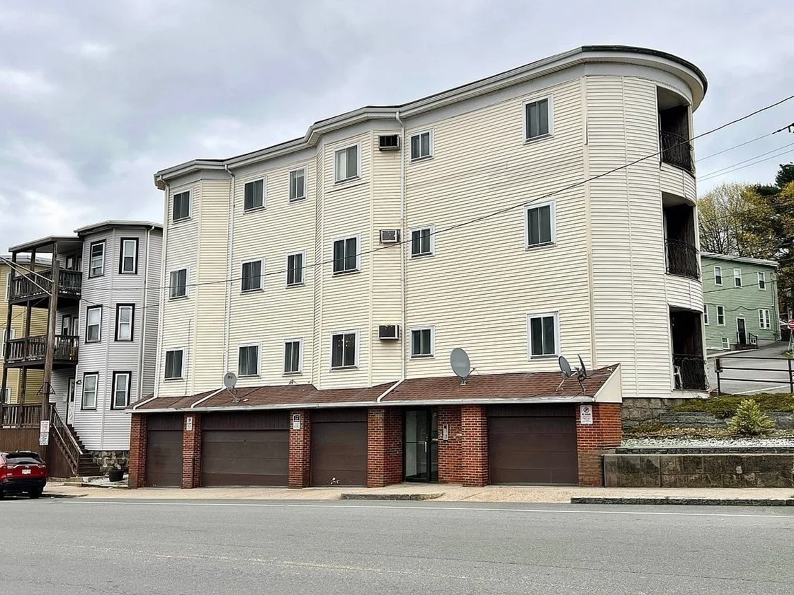 2 bed, 1 bath apartment for rent at 98 State Rd Unit 6, Revere