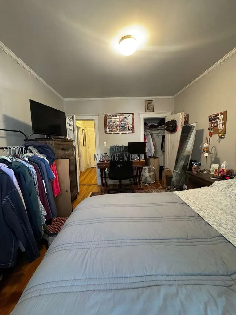 2 bed, 1 bath apartment for rent at 98 Strathmore Rd Unit 2, Brighton — photo 5 of 25
