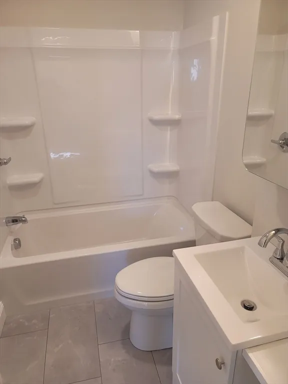 2 bed, 1 bath apartment for rent at 98 Uncatena Ave Unit L, Burncoat — photo 9 of 11