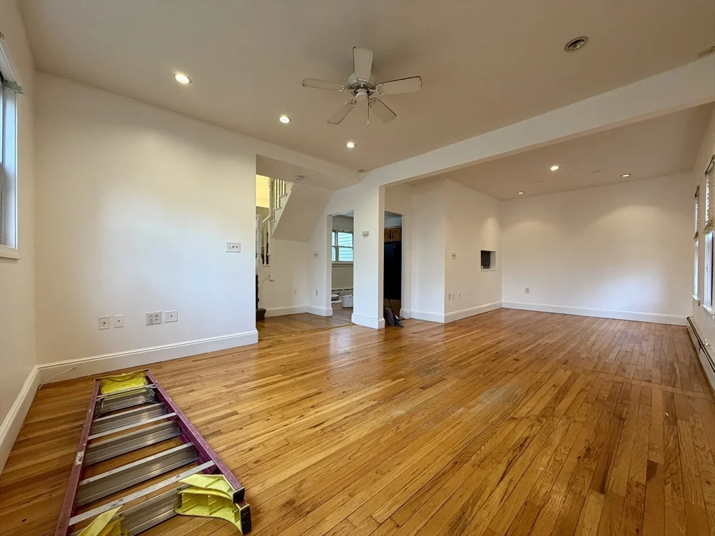3 bed, 1 bath apartment for rent at 98 W Spring St, Avon — photo 7 of 20
