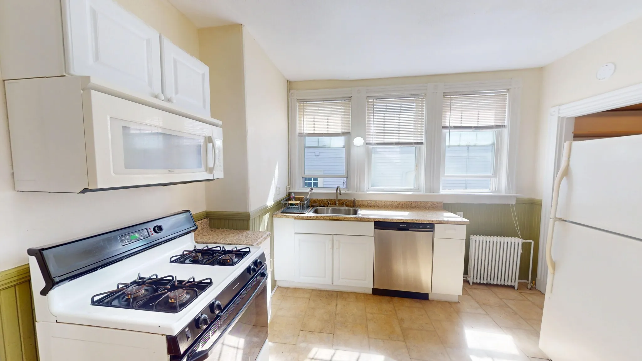 2 bed, 1 bath apartment for rent at 98 Westbourne Terr Unit 1, Washington Square — photo 7 of 12