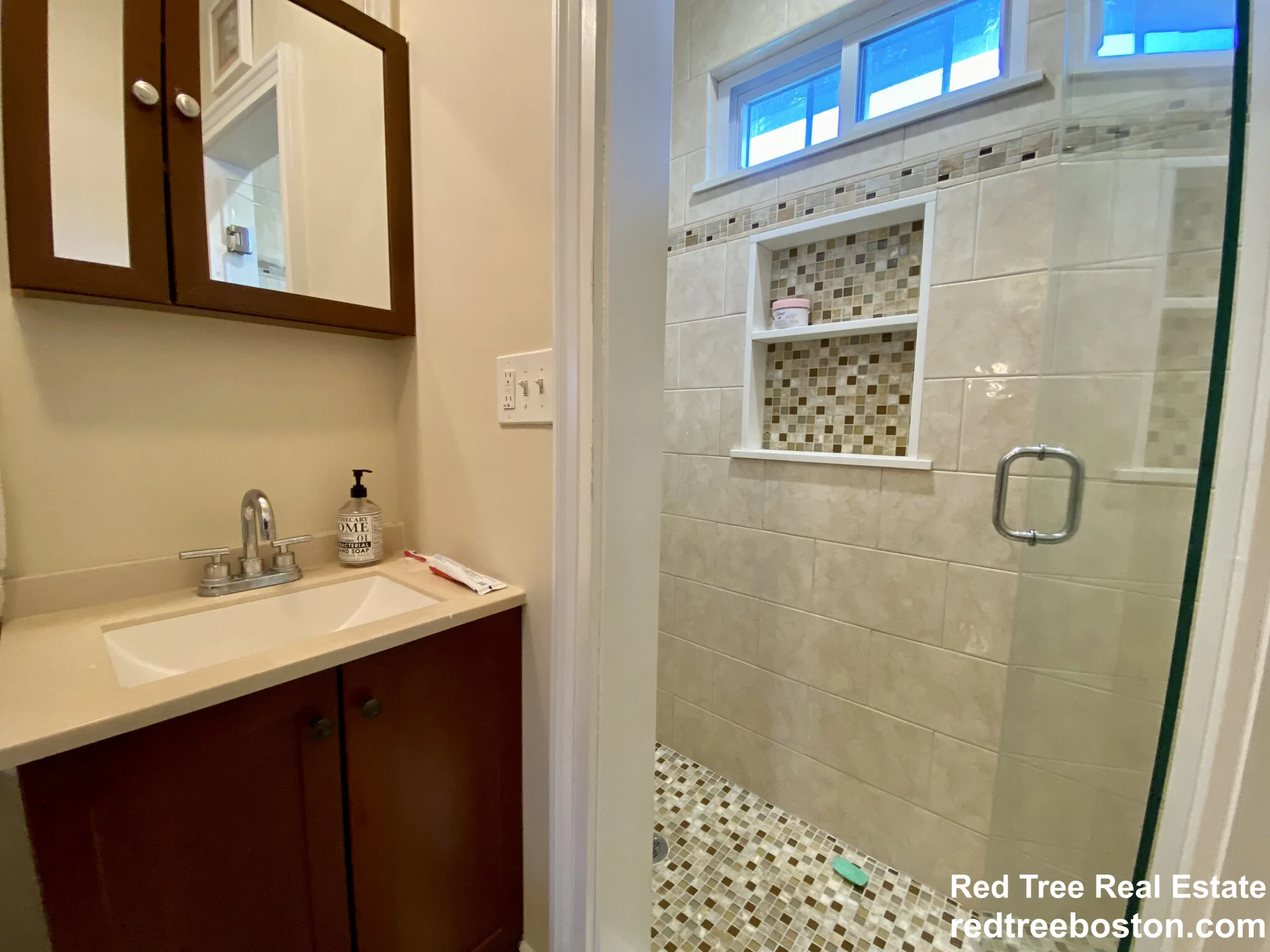 2 bed, 1 bath apartment for rent at 98 Whitford St Unit 2, Roslindale — photo 17 of 30