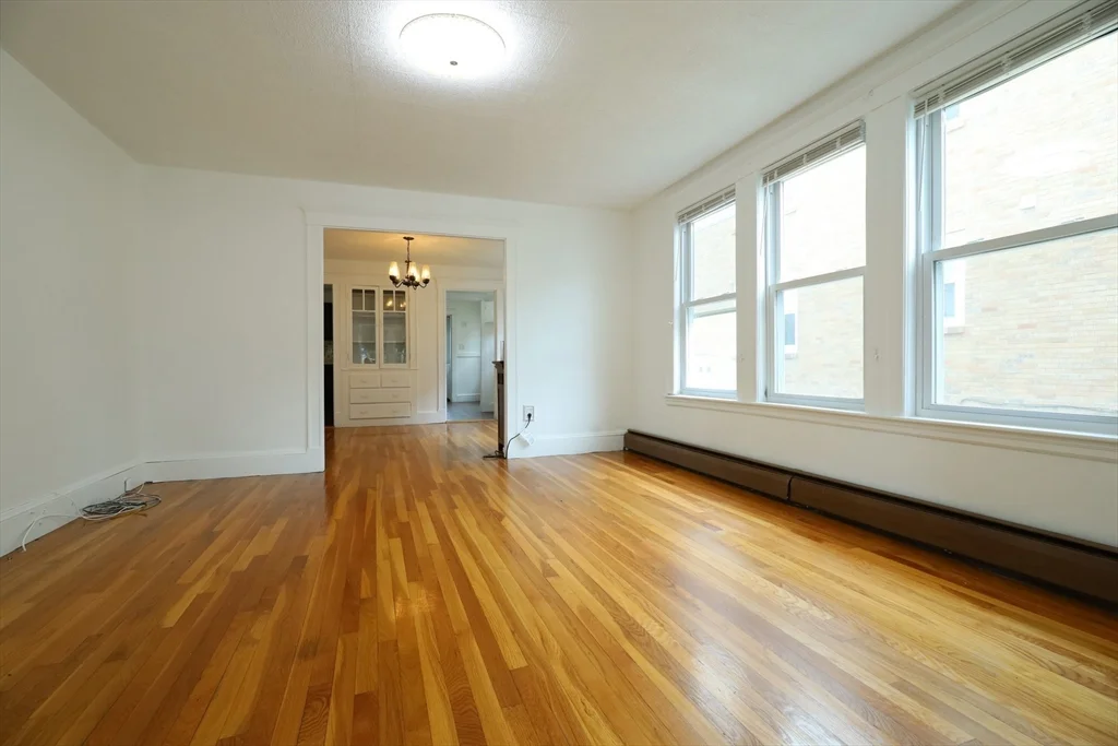 2 bed, 1 bath apartment for rent at 98 Woodside Unit 2, Winthrop — photo 5 of 29