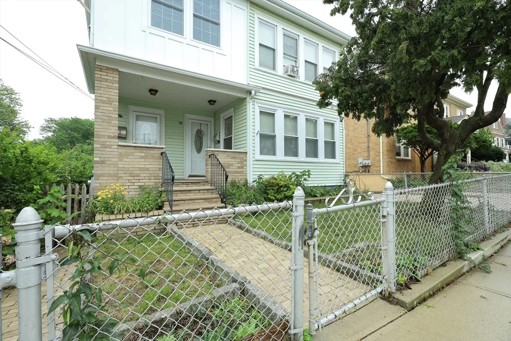 2 bed, 1 bath apartment for rent at 98 Woodside Unit 2, Winthrop — photo 1 of 29