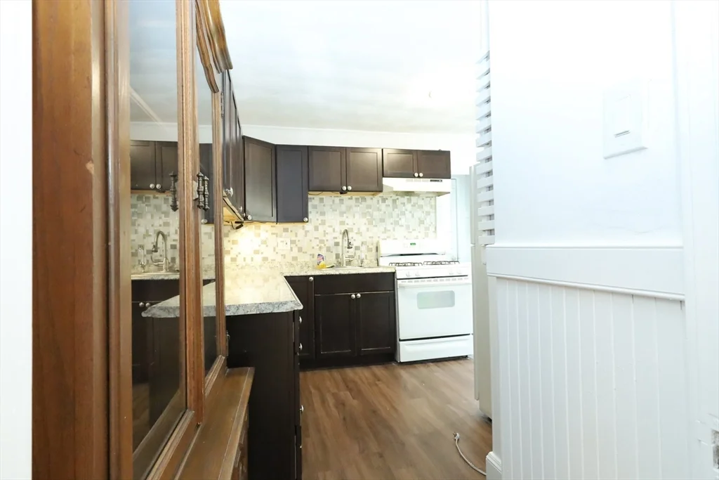 2 bed, 1 bath apartment for rent at 98 Woodside Unit 2, Winthrop — photo 10 of 29