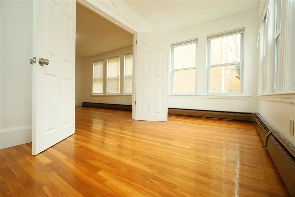 2 bed, 1 bath apartment for rent at 98 Woodside Unit 2, Winthrop — photo 4 of 29