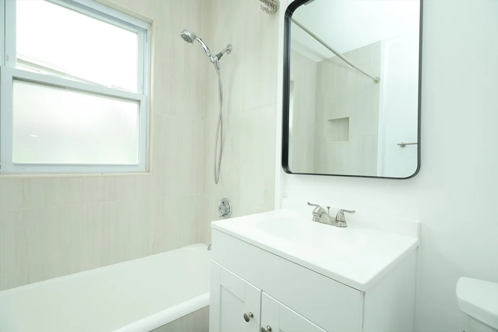 2 bed, 1 bath apartment for rent at 98 Woodside Unit 2, Winthrop — photo 18 of 29