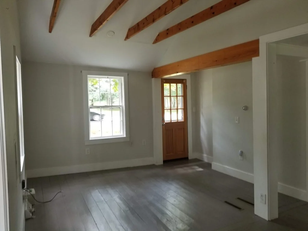 1 bed, 1 bath apartment for rent at 980 Careswell St Unit 980, Marshfield — photo 4 of 8