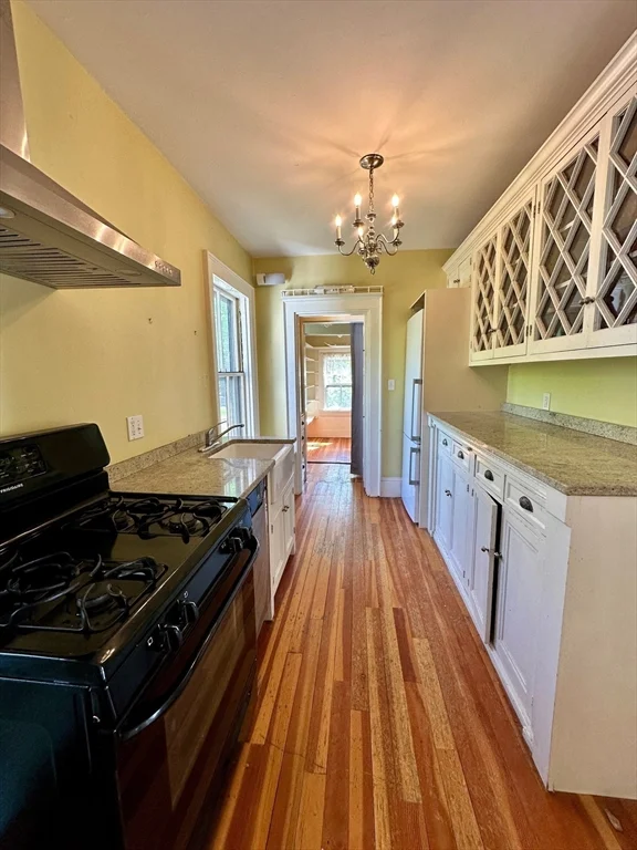 3 bed, 1 bath apartment for rent at 984 Chestnut Unit 2, Newton Upper Falls — photo 2 of 22