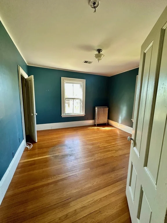 3 bed, 1 bath apartment for rent at 984 Chestnut Unit 2, Newton Upper Falls — photo 17 of 22