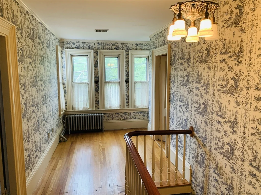 3 bed, 1 bath apartment for rent at 984 Chestnut Unit 2, Newton Upper Falls — photo 21 of 22