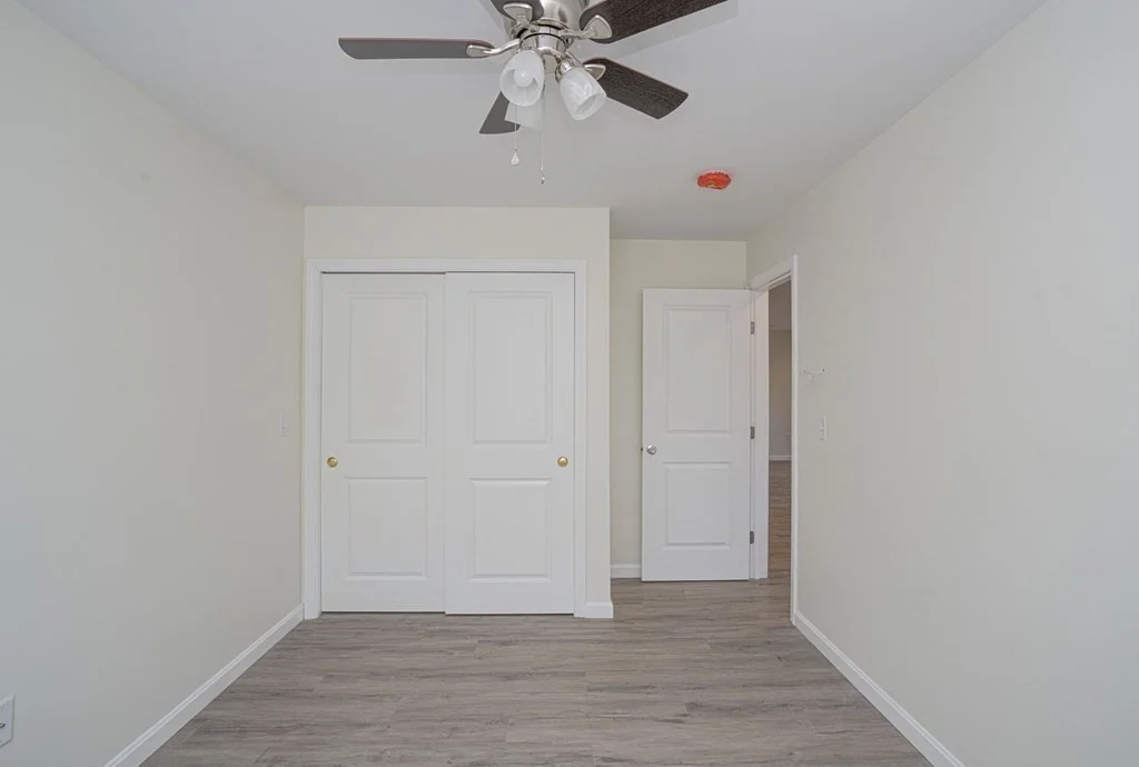 2 bed, 1 bath apartment for rent at 984 Sharon St Unit 204, Far North — photo 8 of 16