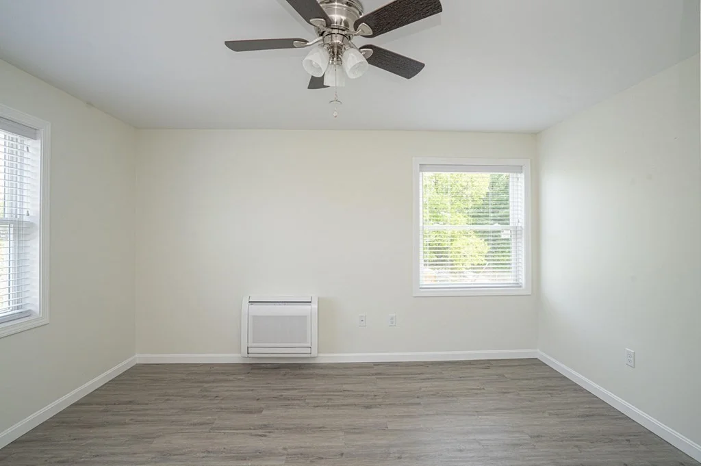 2 bed, 1 bath apartment for rent at 984 Sharon St Unit 204, Far North — photo 10 of 16