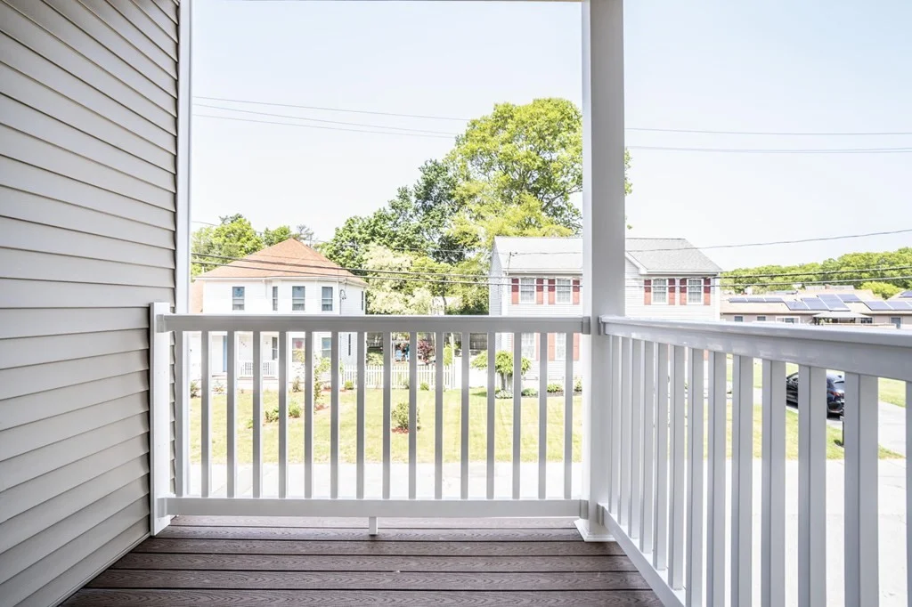 2 bed, 1 bath apartment for rent at 984 Sharon St Unit 301, Far North — photo 8 of 18