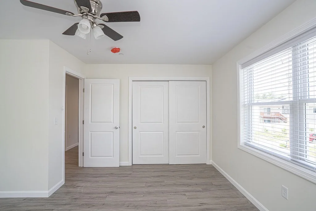 2 bed, 1 bath apartment for rent at 984 Sharon St Unit 301, Far North — photo 17 of 18