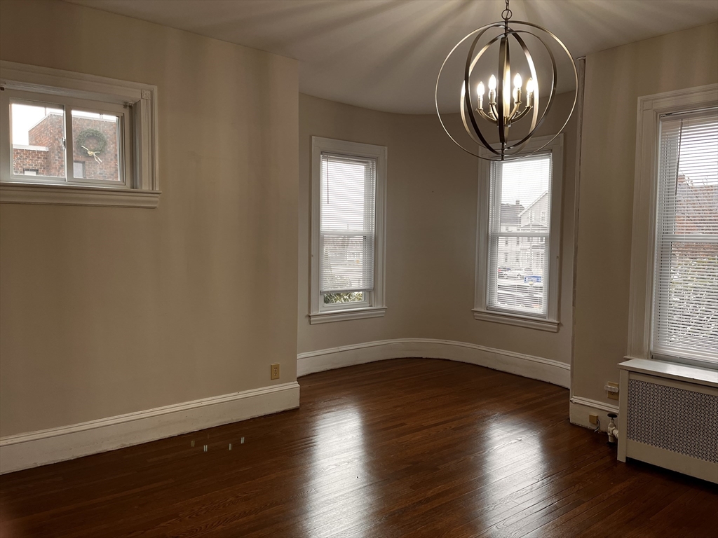 2 bed, 1 bath apartment for rent at 986 Plymouth Ave Unit 1, Fall River — photo 11 of 17