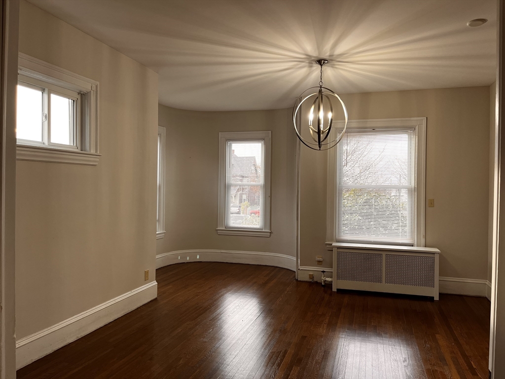 2 bed, 1 bath apartment for rent at 986 Plymouth Ave Unit 1, Fall River — photo 10 of 17