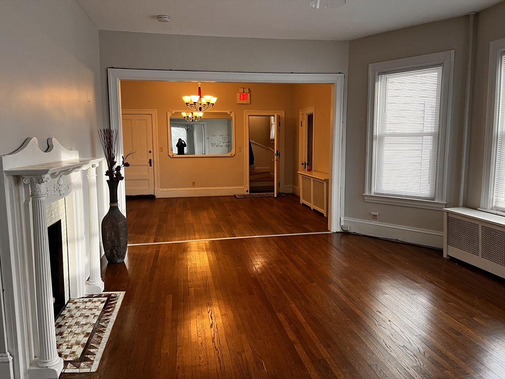 2 bed, 1 bath apartment for rent at 986 Plymouth Ave Unit 1, Fall River — photo 12 of 17