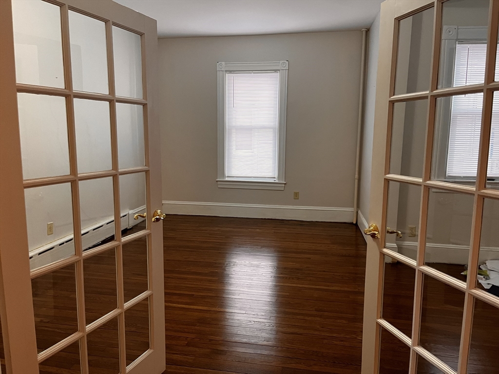 2 bed, 1 bath apartment for rent at 986 Plymouth Ave Unit 1, Fall River — photo 7 of 17