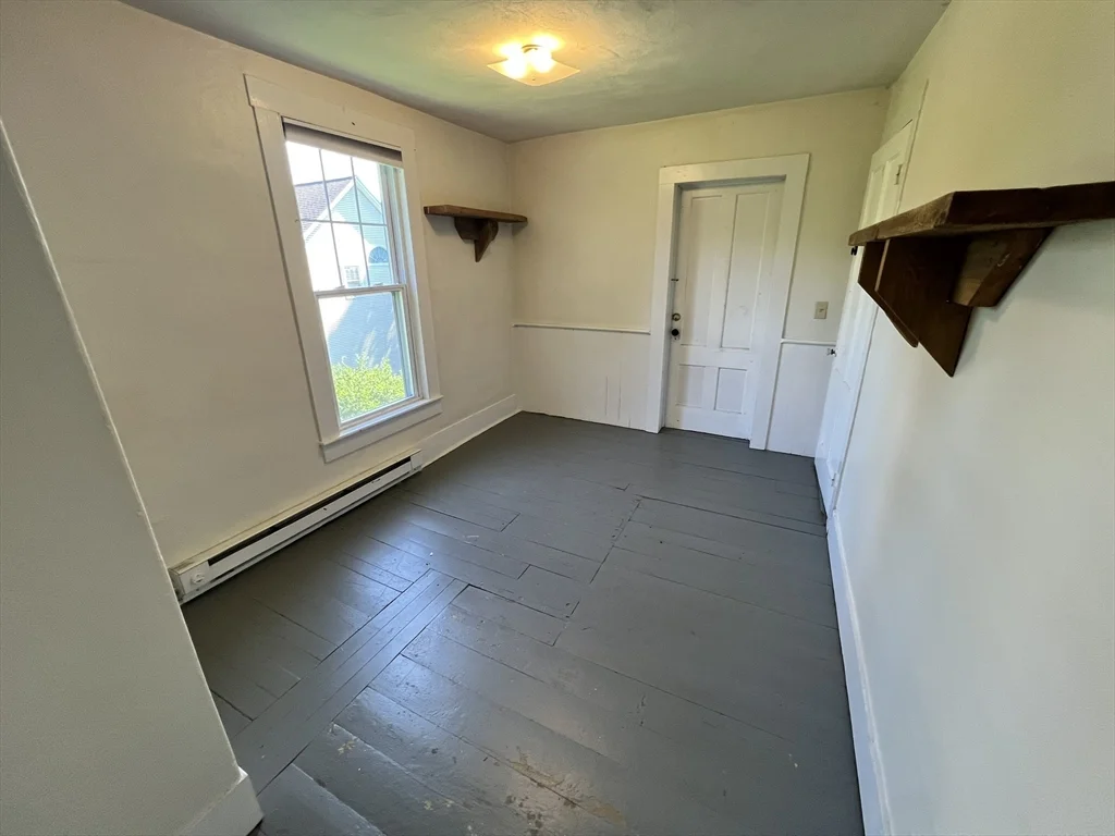 4 bed, 2 bath apartment for rent at 986 South East St Unit A, Amherst — photo 19 of 30