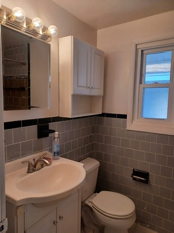 2 bed, 1 bath apartment for rent at 986 Washington St Unit 1, Weymouth — photo 18 of 22