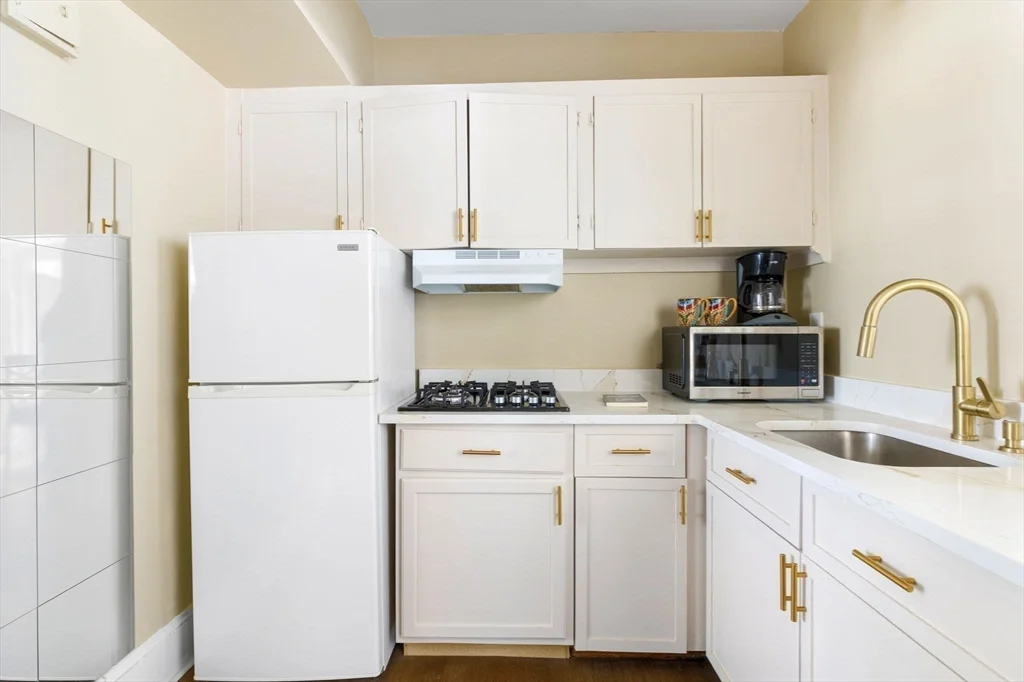 Studio bed, 1 bath apartment for rent at 987 Memorial Dr Unit G73, West Cambridge — photo 6 of 13