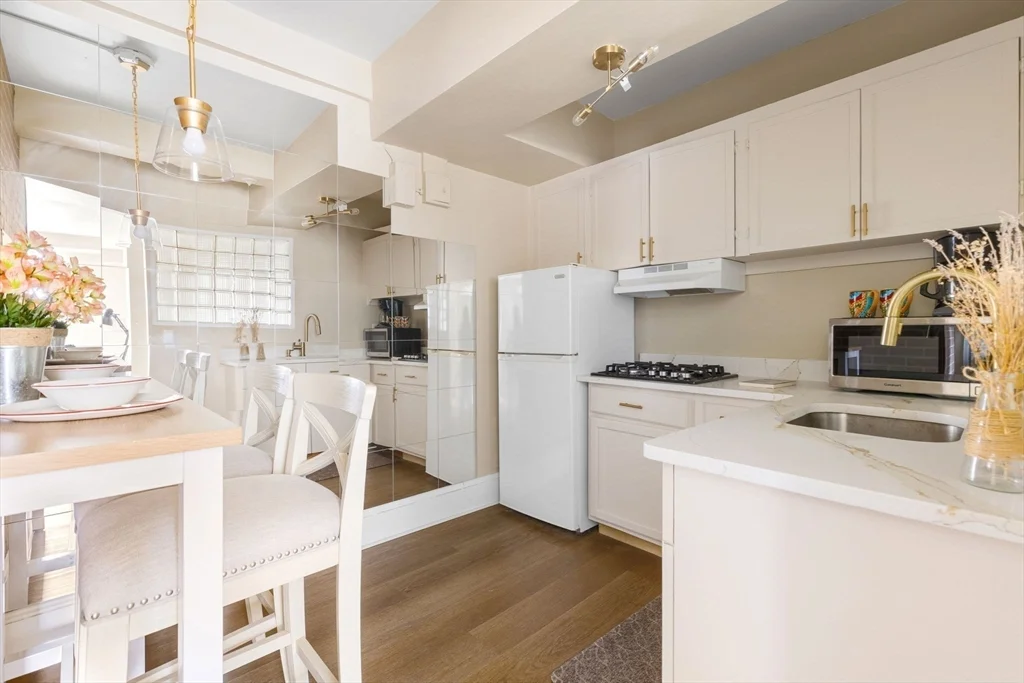 Studio bed, 1 bath apartment for rent at 987 Memorial Dr Unit G73, West Cambridge — photo 8 of 13