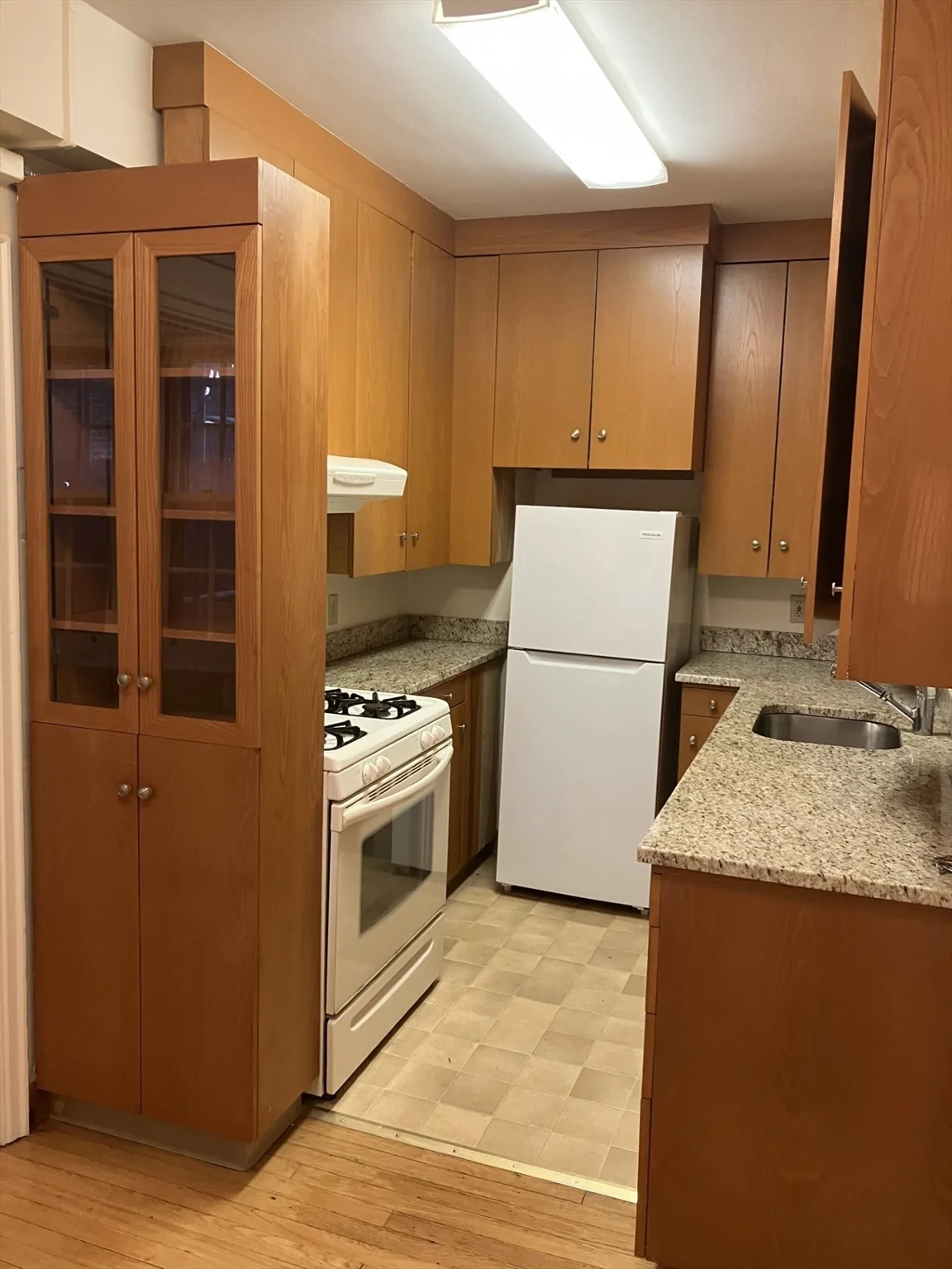 1 bed, 1 bath apartment for rent at 988 Memorial Dr Unit 389, West Cambridge — photo 2 of 16