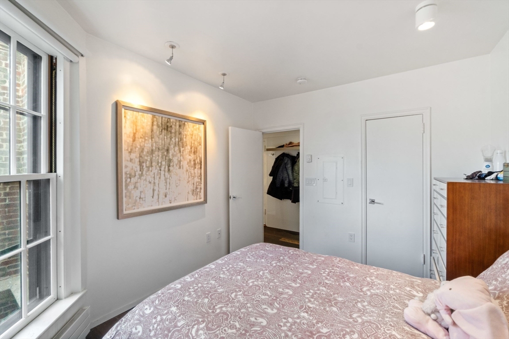 1 bed, 1 bath apartment for rent at 988 Memorial Dr Unit 687, Harvard Square — photo 7 of 11