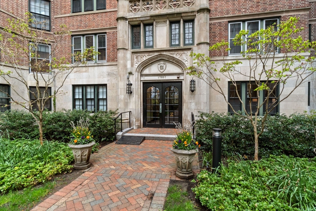 1 bed, 1 bath apartment for rent at 988 Memorial Dr Unit 687, Harvard Square — photo 8 of 11