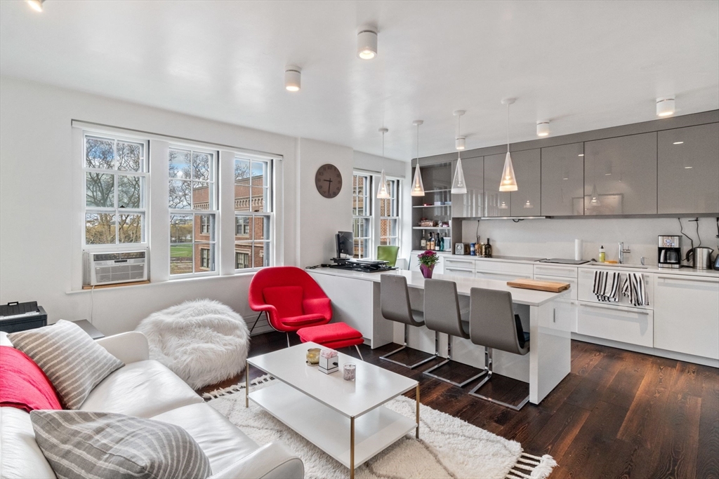1 bed, 1 bath apartment for rent at 988 Memorial Dr Unit 687, Harvard Square