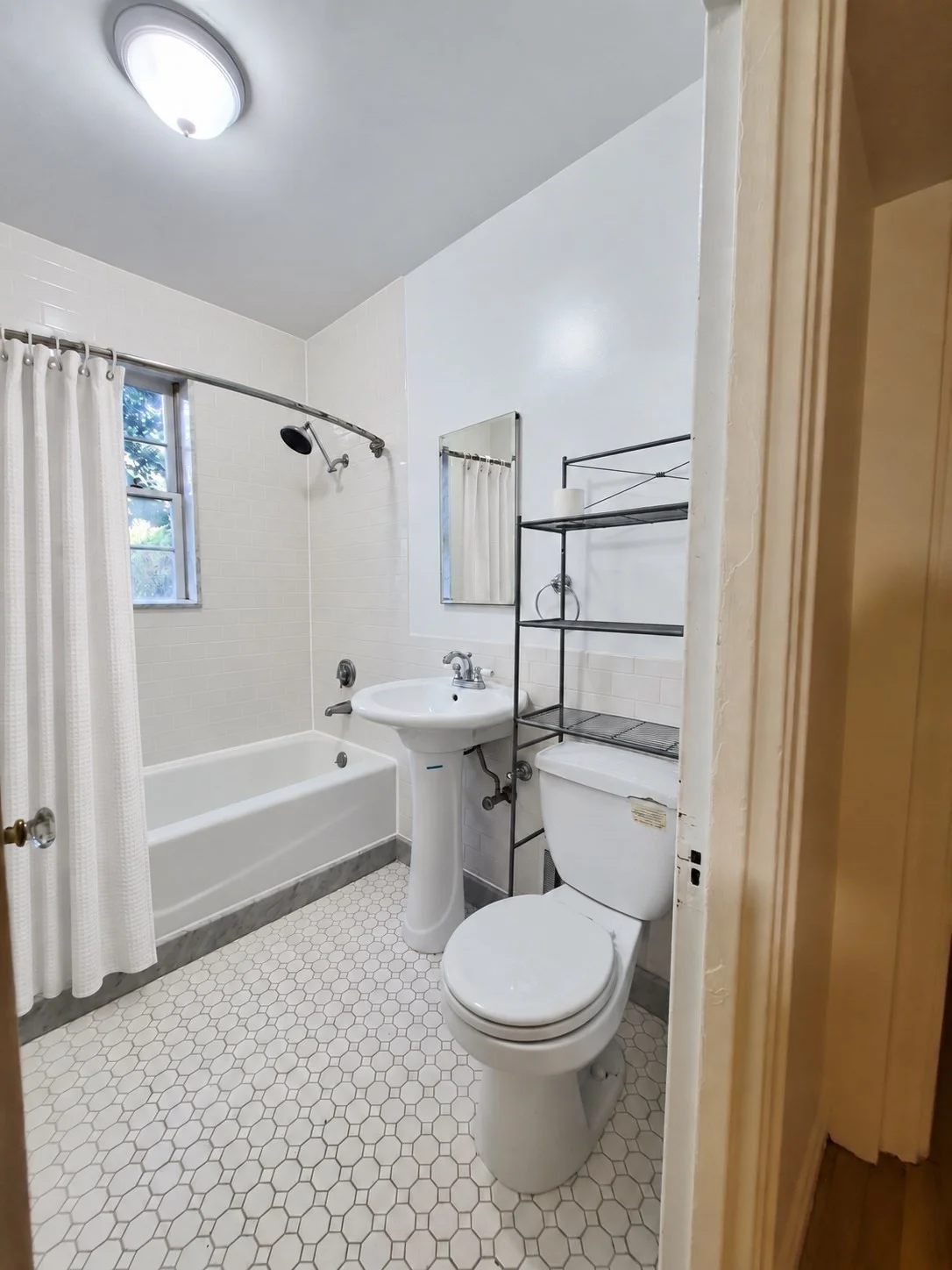 1 bed, 1 bath apartment for rent at 988 Memorial Dr Unit 82, West Cambridge — photo 11 of 15