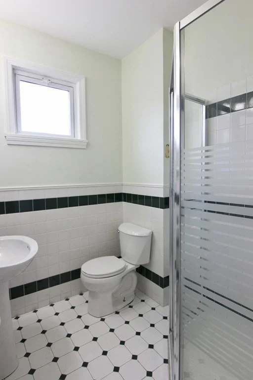 4 bed, 2 bath apartment for rent at 989 Boylston St Unit 989, Newton Highlands — photo 11 of 11