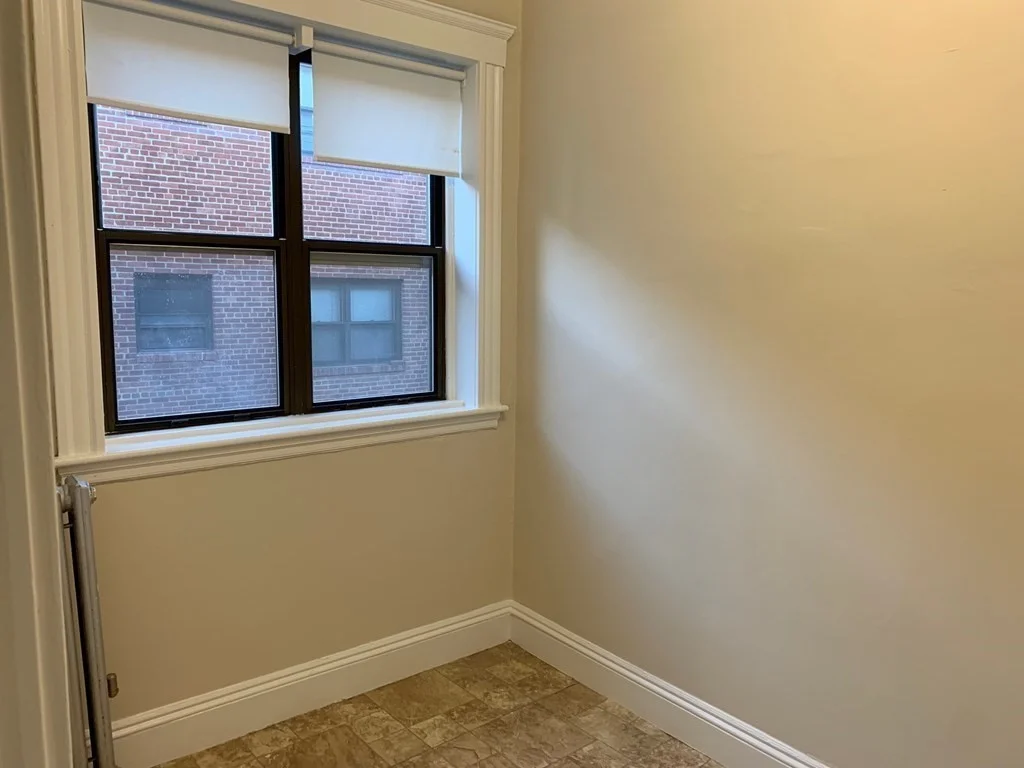 2 bed, 1 bath apartment for rent at 98A Longwood Unit 6, Longwood — photo 5 of 15