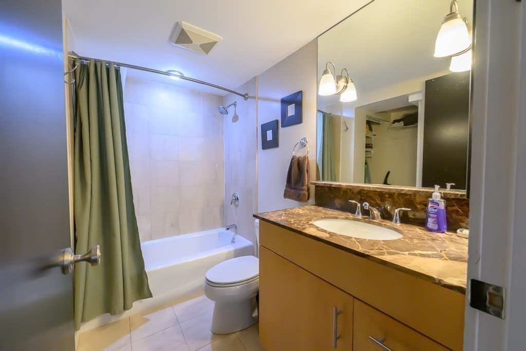 Studio bed, 1 bath apartment for rent at 99-105 Broad Unit 6G, Waterfront — photo 6 of 13